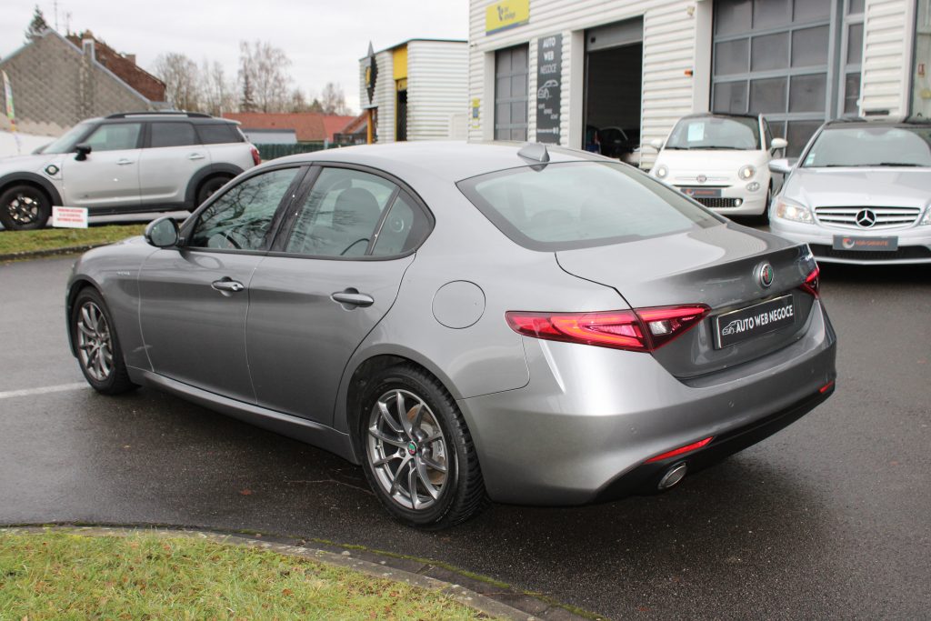 ALFA ROMEO GIULIA 2.2 JTD SUPER BVA8 160cv